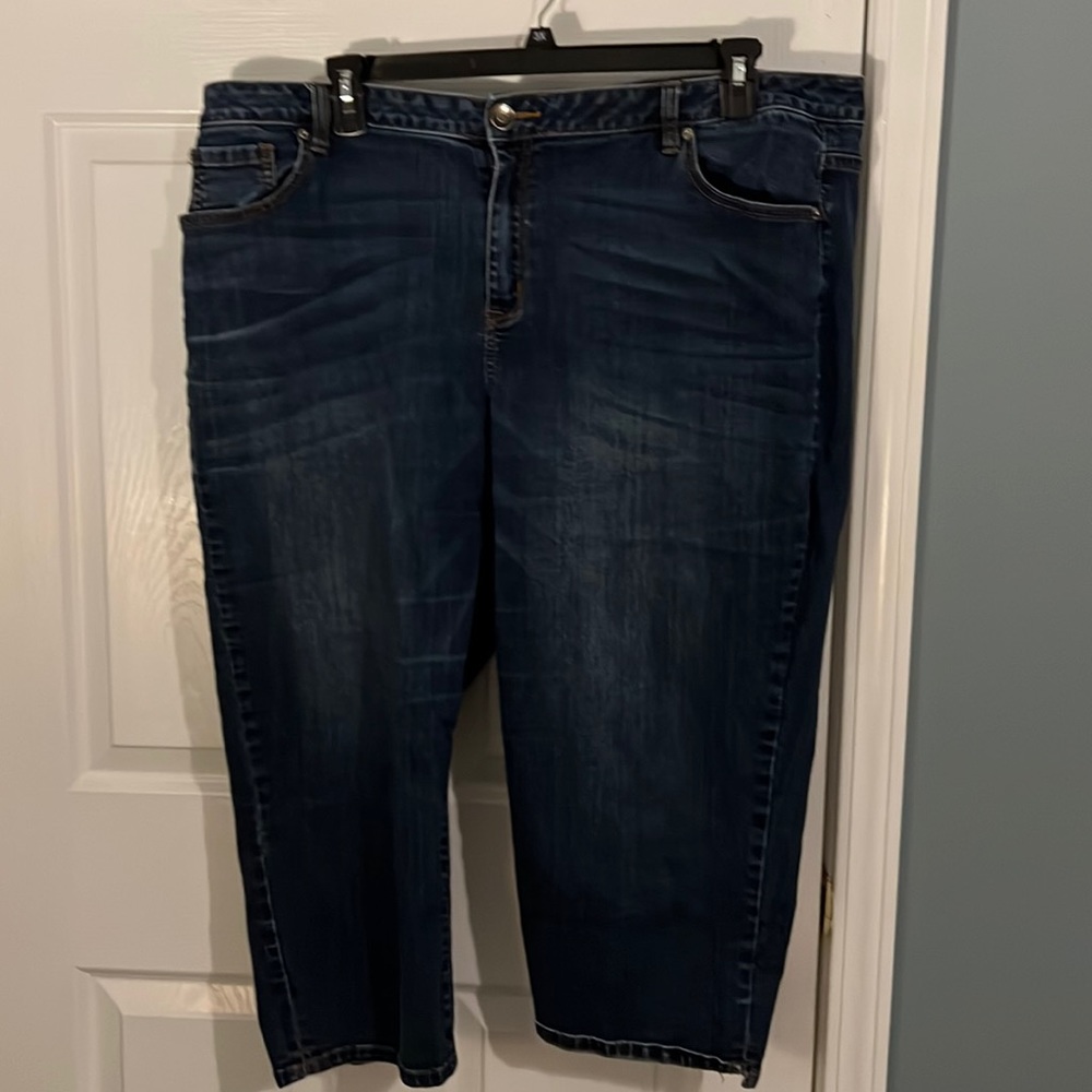 Lane Bryant Venezia 24w cropped jean.